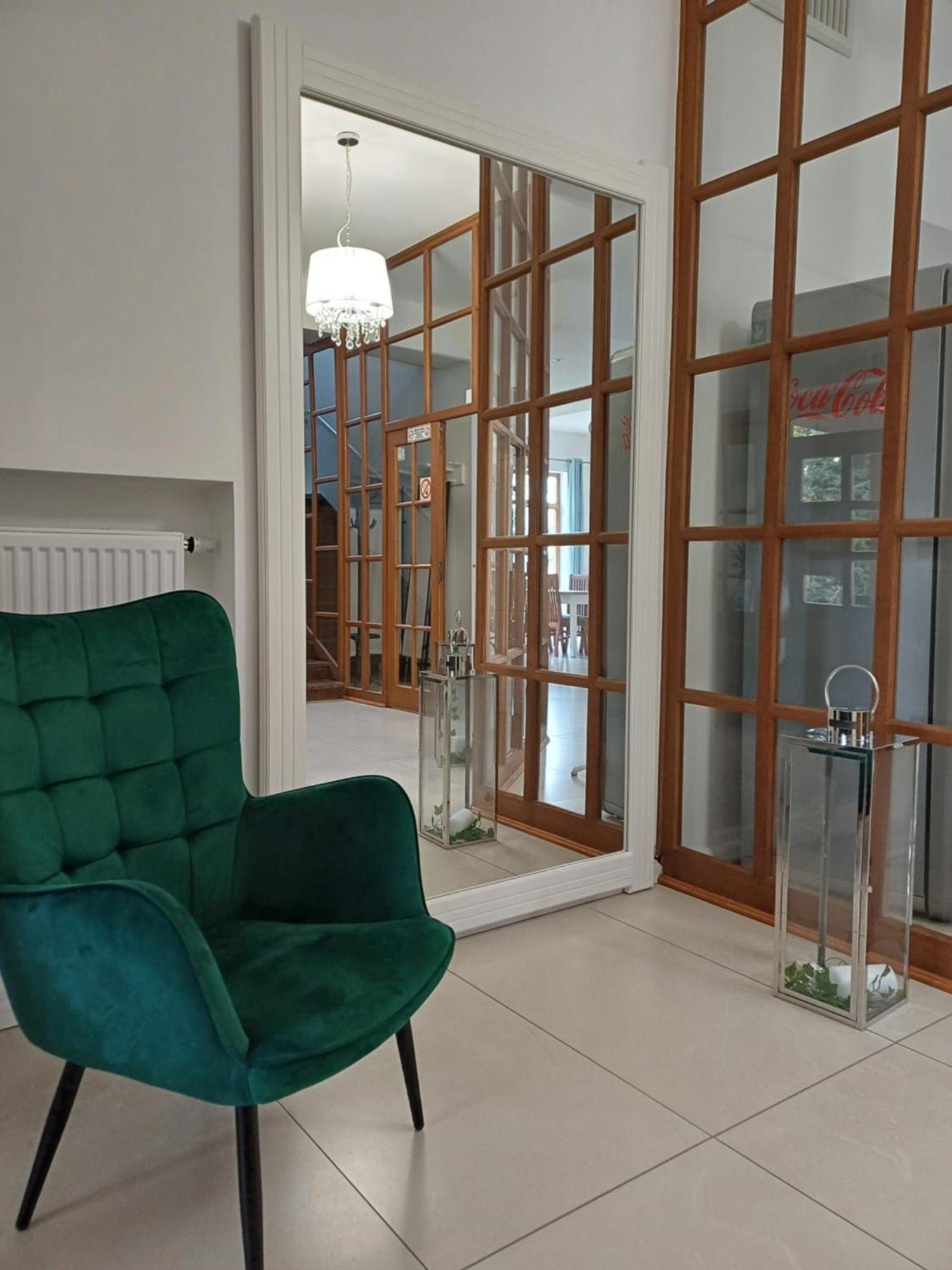 Hotel I Restauracja Borowianka Ostrów Wielkopolski Esterno foto