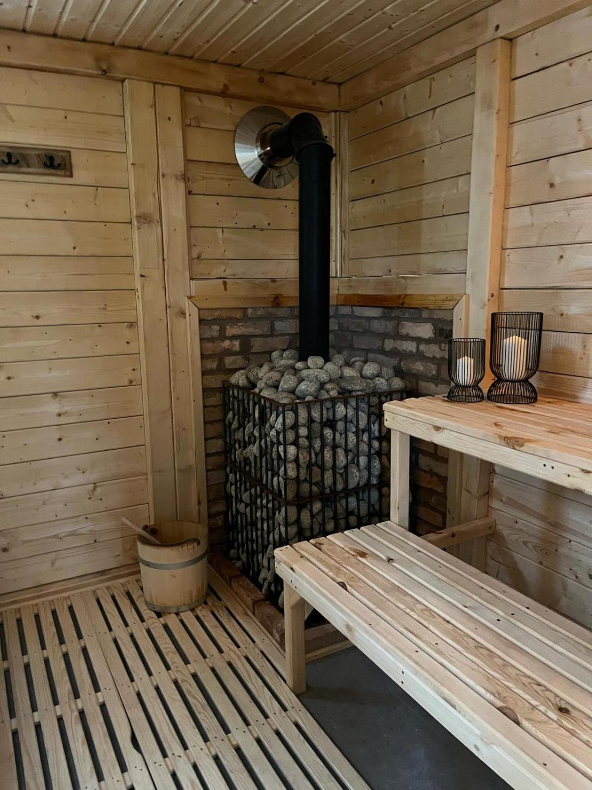 Hotel I Restauracja Borowianka Ostrów Wielkopolski Esterno foto