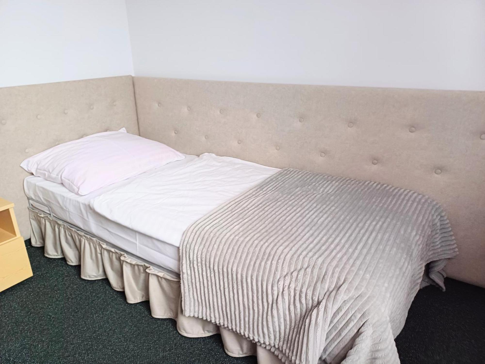 Hotel I Restauracja Borowianka Ostrów Wielkopolski Esterno foto